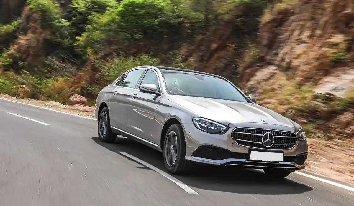 Mercedes-Benz - E-Class E 200 Exclusive - Luxury Car Rentals - Preowned Luxury Car - Exclusive Concierge Club.webp